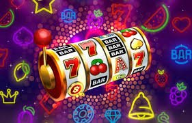 Pemain menikmati live casino di winnipoker dengan tampilan mobile yang responsif